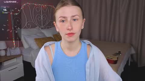 Snapshot of vespera_celeste chatting on 10/04/25, 05:49 Celeste online show from 10/04/25, 05:49