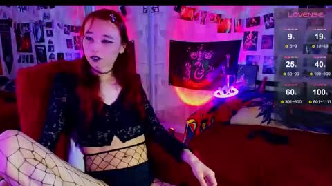 Snapshot of vetansenda chatting on 03/25/26, 09:54 Emiel online show from 03/25/26, 09:54