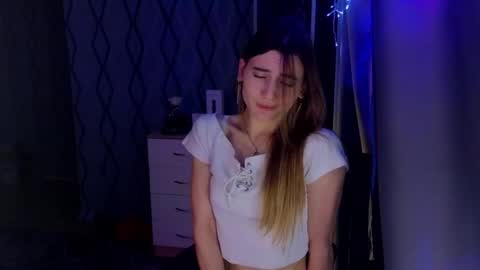 Snapshot of vett1a chatting on 11/08/25, 03:50 vett1a online show from 11/08/25, 03:50