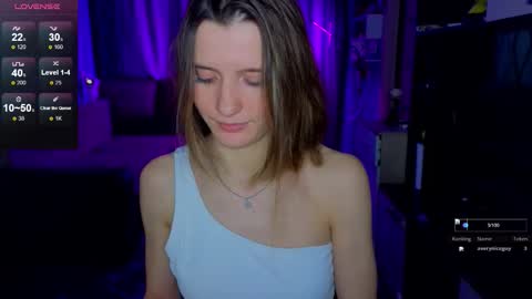 Snapshot of vett1a chatting on 11/25/25, 05:13 vett1a online show from 11/25/25, 05:13