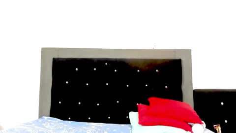 Frida online show from 05/01/26, 04:44