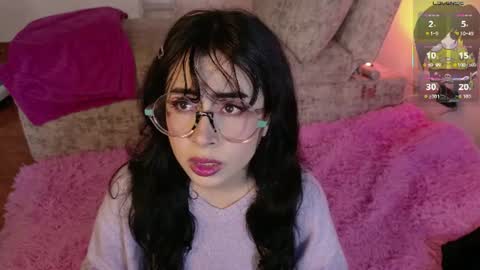 Snapshot of vi_anayaa chatting on 07/17/26, 12:23 Victoria online show from 07/17/26, 12:23
