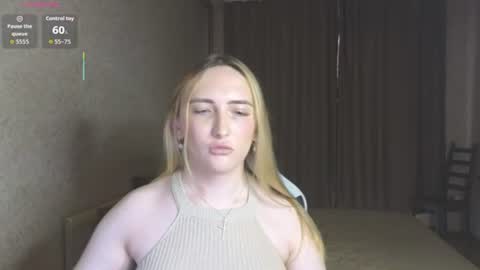 vi_luxxxy online show from 07/23/26, 02:09