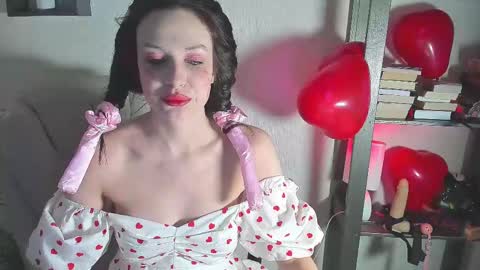 VIKA online show from 02/14/25, 08:42