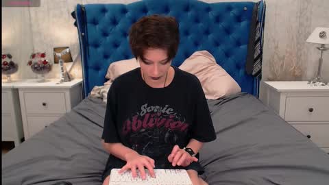 Via online show from 12/18/25, 10:49