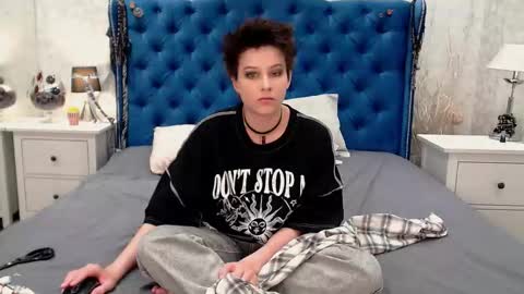 Via online show from 03/03/26, 09:10