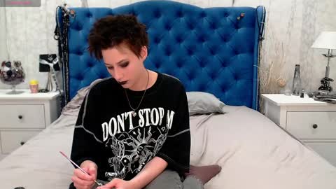 Via online show from 05/10/26, 06:07