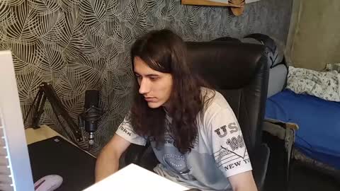 vialeras online show from 12/05/24, 06:54