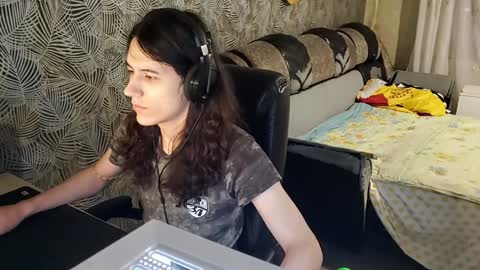 vialeras online show from 01/05/25, 01:56