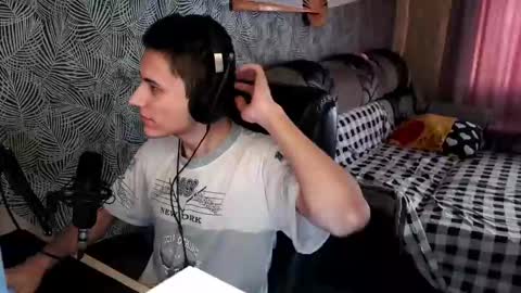 vialeras online show from 02/13/25, 10:34