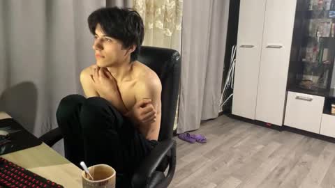 vialeras online show from 12/19/25, 11:34