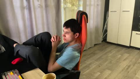 vialeras online show from 03/29/26, 01:00