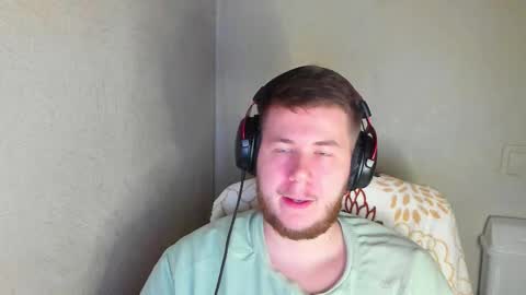 Snapshot of vibalt chatting on 02/23/26, 10:18 vibalt online show from 02/23/26, 10:18