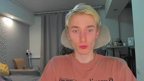 Snapshot of vibemygirl chatting on 11/09/25, 07:01 vibemygirl online show from 11/09/25, 07:01