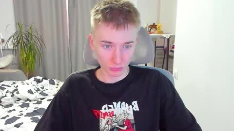 vibemygirl online show from 12/18/25, 09:04