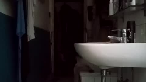 Snapshot of vibernd20cm chatting on 12/20/25, 12:23 vibernd20cm online show from 12/20/25, 12:23