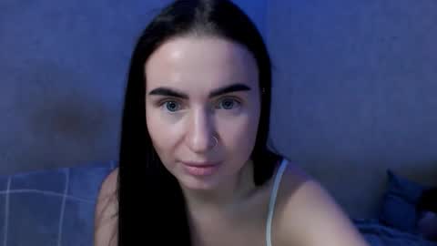 Snapshot of vibetwins chatting on 12/20/25, 10:50 Anna Tim online show from 12/20/25, 10:50