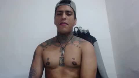 Victor cardenas online show from 11/25/25, 05:24