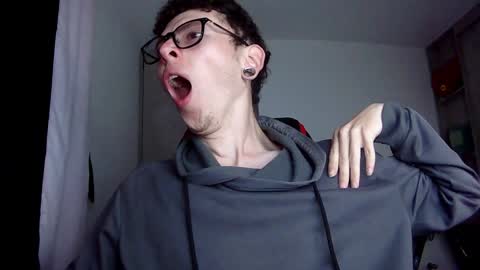 Vicent Brais online show from 12/18/24, 02:42