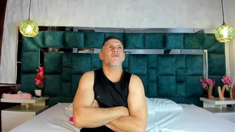 Snapshot of vicesweet chatting on 04/01/26, 05:30 antonia y andrew online show from 04/01/26, 05:30