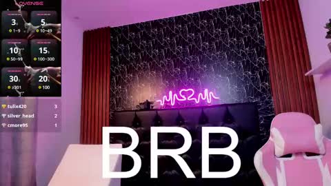 Snapshot of vichy_evans chatting on 01/24/25, 11:02 Vichy Everyday From 1400 to 2130 Col Time online show from 01/24/25, 11:02