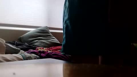 viciouzz1 online show from 11/17/25, 08:03