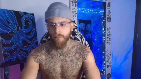 Snapshot of vickingcock7 chatting on 01/16/26, 07:23 vickingcock7 online show from 01/16/26, 07:23