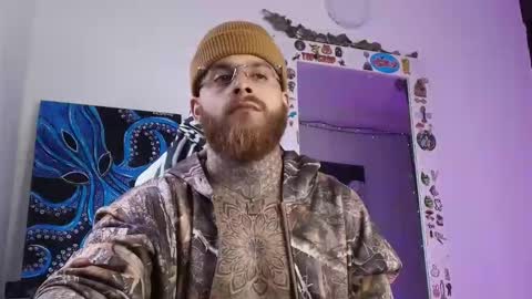 Snapshot of vickingcock7 chatting on 02/15/26, 09:11 vickingcock7 online show from 02/15/26, 09:11