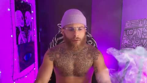 Snapshot of vickingcock7 chatting on 04/04/26, 02:43 vickingcock7 online show from 04/04/26, 02:43