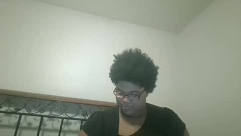 Snapshot of vickiryder56 chatting on 05/15/26, 02:40 vickiryder56 online show from 05/15/26, 02:40