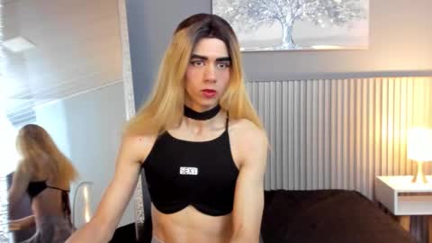  Vicky  online show from 01/15/26, 12:10