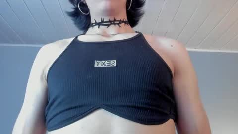  Vicky  online show from 05/06/26, 10:26
