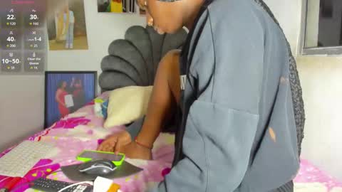 vicky manuela online show from 02/25/26, 03:38