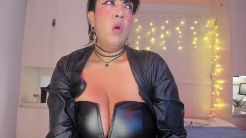 V I C K Y online show from 01/14/26, 12:44