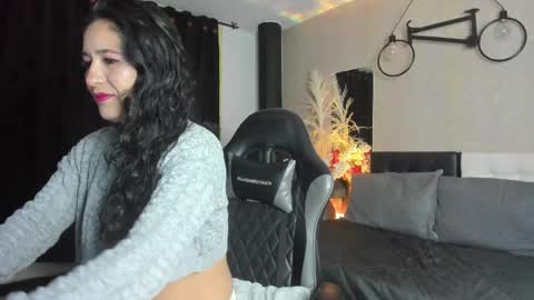 Vicky online show from 03/16/26, 06:50