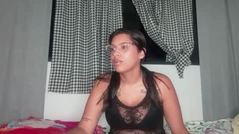 vickyhm22 online show from 10/08/25, 09:18