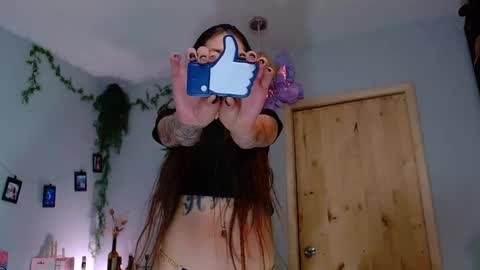 Victoria   online show from 11/05/25, 06:30