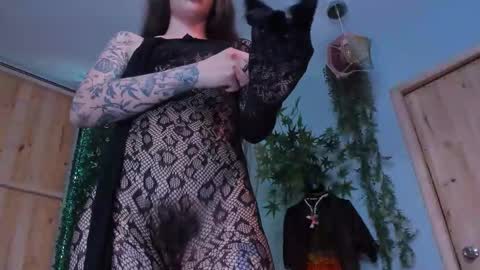 Snapshot of vickyjackson_ chatting on 03/07/26, 12:07 Victoria online show from 03/07/26, 12:07