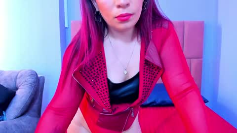 Vicky online show from 12/24/24, 09:22