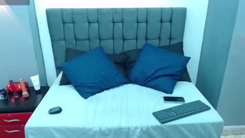 Vicky online show from 02/08/25, 09:04