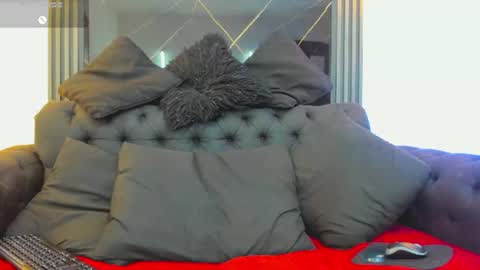 Snapshot of vickyjohnson1 chatting on 06/19/26, 08:12 Vicky online show from 06/19/26, 08:12