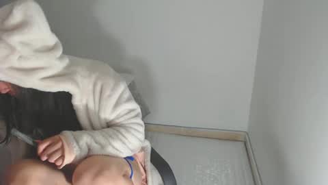 Snapshot of vickyjuice1 chatting on 01/18/25, 01:52 vickyjuice1 online show from 01/18/25, 01:52