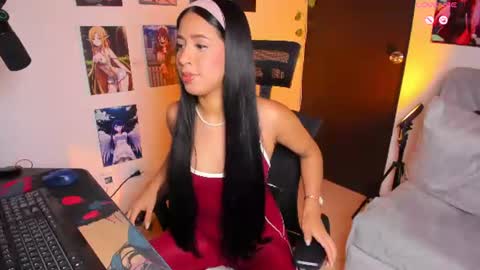 Snapshot of vickysth1 chatting on 06/14/26, 12:52 VICTORIA 3 online show from 06/14/26, 12:52