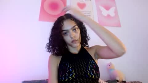 Snapshot of vickyyyx chatting on 11/09/25, 10:41 Goddess Victory online show from 11/09/25, 10:41