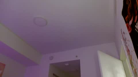 Snapshot of vickyyyx chatting on 11/15/25, 01:47 Goddess Victory online show from 11/15/25, 01:47