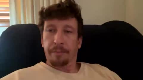 vicrobertson595 online show from 01/06/26, 02:54