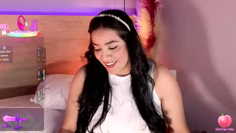 Snapshot of vicserna chatting on 09/10/25, 11:38 Victoria Serna  online show from 09/10/25, 11:38