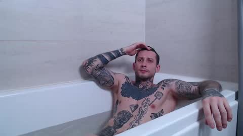 Snapshot of victor_rhino chatting on 03/21/26, 12:10 Victor rhinoff online show from 03/21/26, 12:10