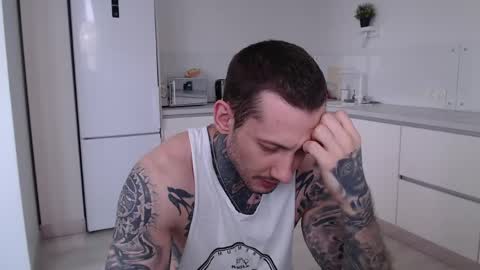 Snapshot of victor_rhino chatting on 03/23/26, 12:42 Victor rhinoff online show from 03/23/26, 12:42