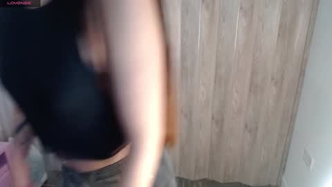 Victoria  online show from 02/05/25, 08:32